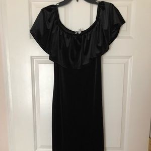 Off-Shoulder Midi Dress 